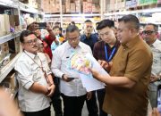 Bupati Bogor Sidak Dua Supermarket Besar, Pastikan Tidak Ada Produk Mengandung Babi